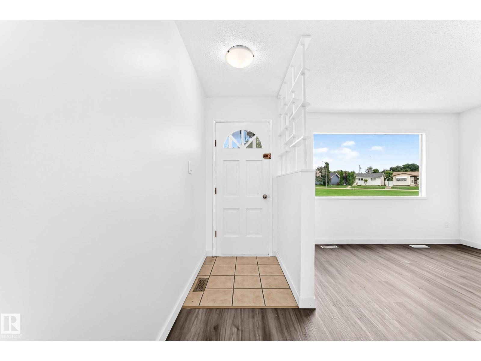 5519 142 AV NW - Image 6