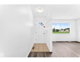 Bedroom 3 - 5519 142 Av Nw Nw, Edmonton, AB T5A1J1 Photo 6