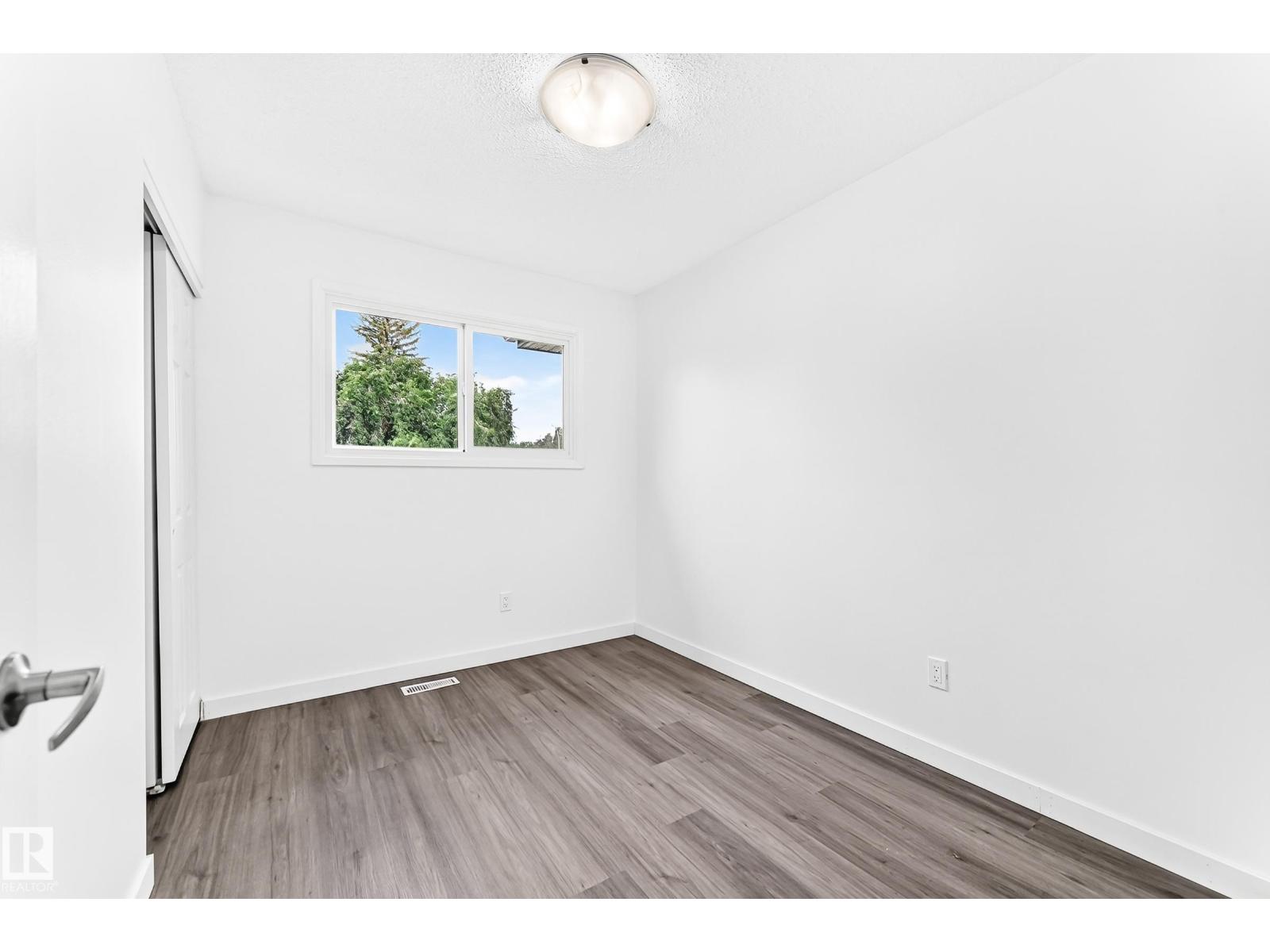 5519 142 AV NW - Image 25