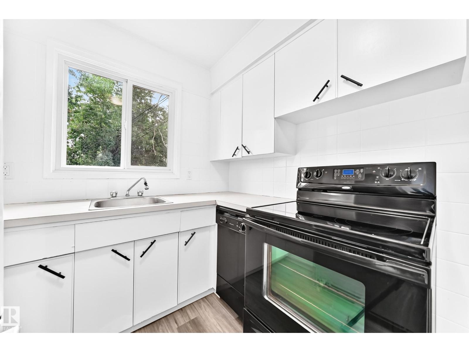 5519 142 AV NW - 18