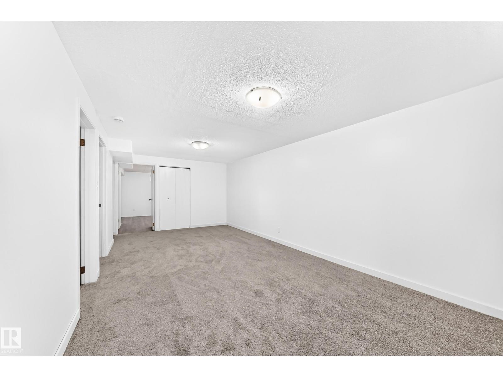 5519 142 AV NW - Image 33