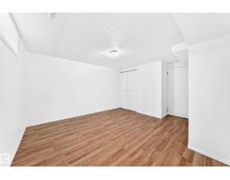 5519 142 Av Nw Nw, Edmonton, AB T5A1J1 Photo 37
