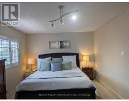 20 Thorp Crescent, Ajax, ON L1T0G9 Photo 9