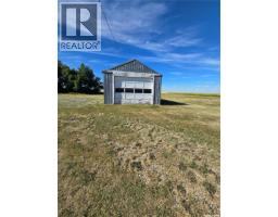 Bedroom - Mccormick Acreage, Weyburn Rm No  67, SK S4H2K7 Photo 7