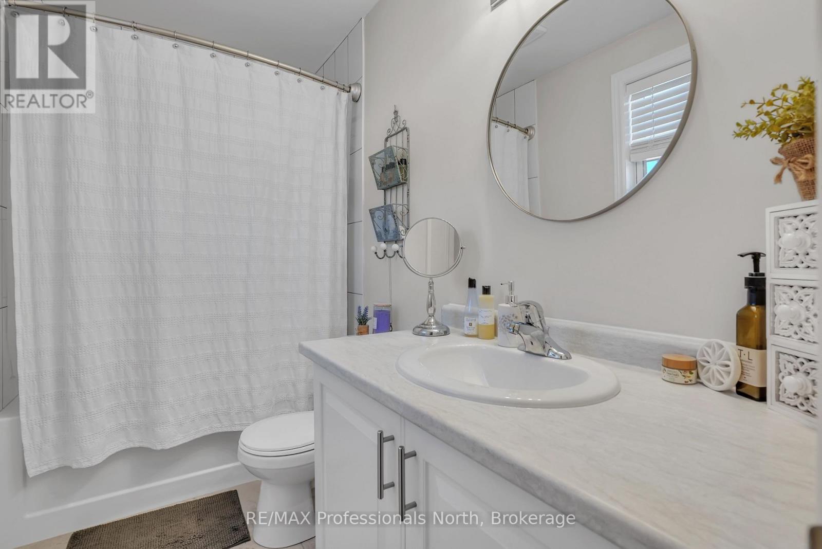33 WHITEHORN PARK ROAD W - 23