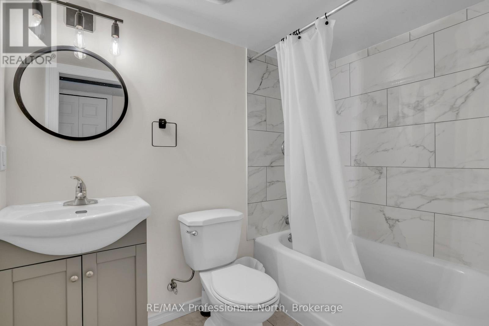 33 WHITEHORN PARK ROAD W - 28