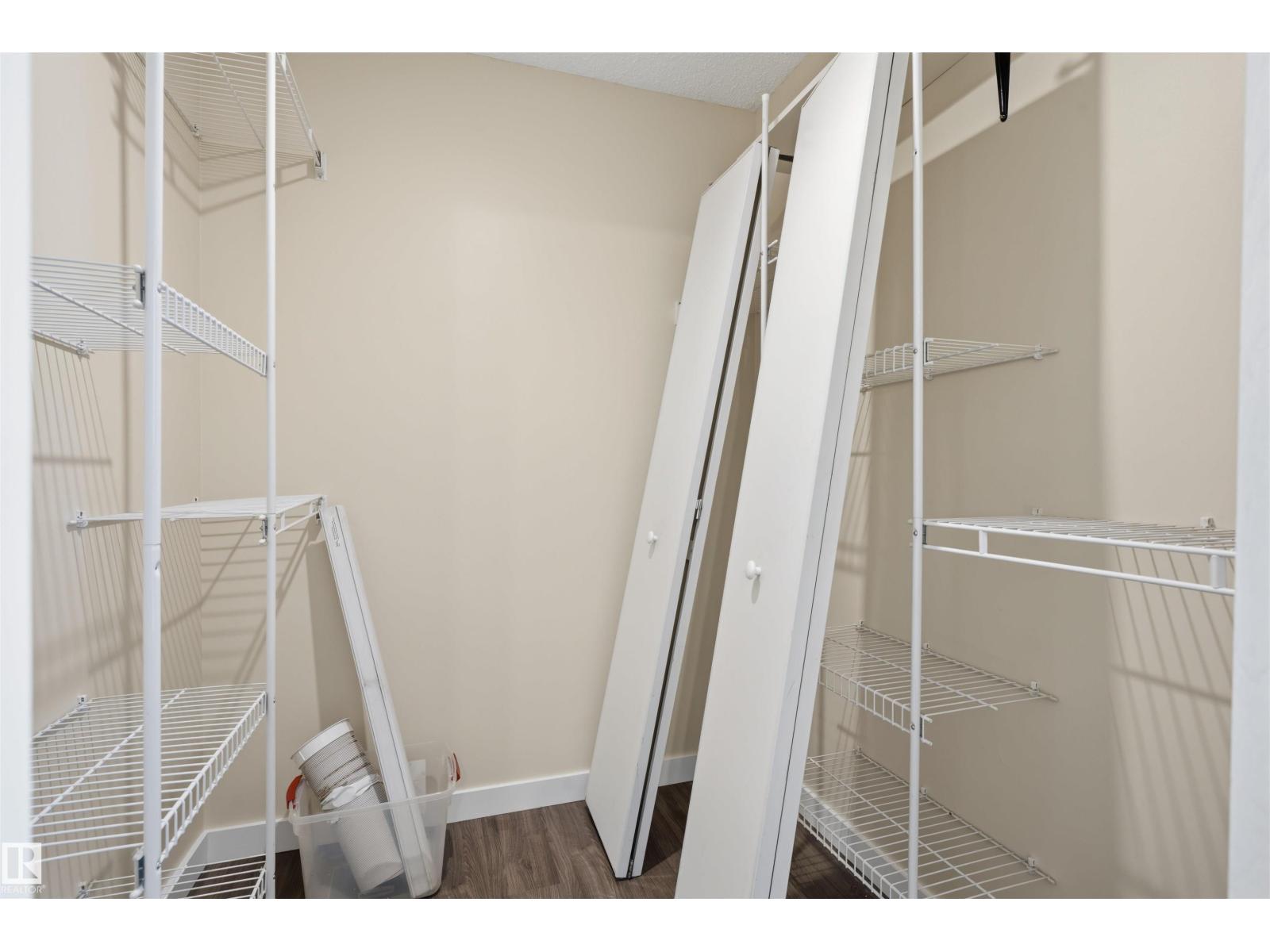 #47 2204 118 Street NW - 22