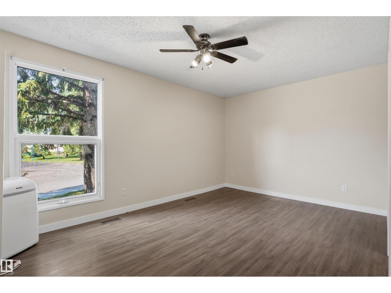 #47 2204 118 Street NW - 20