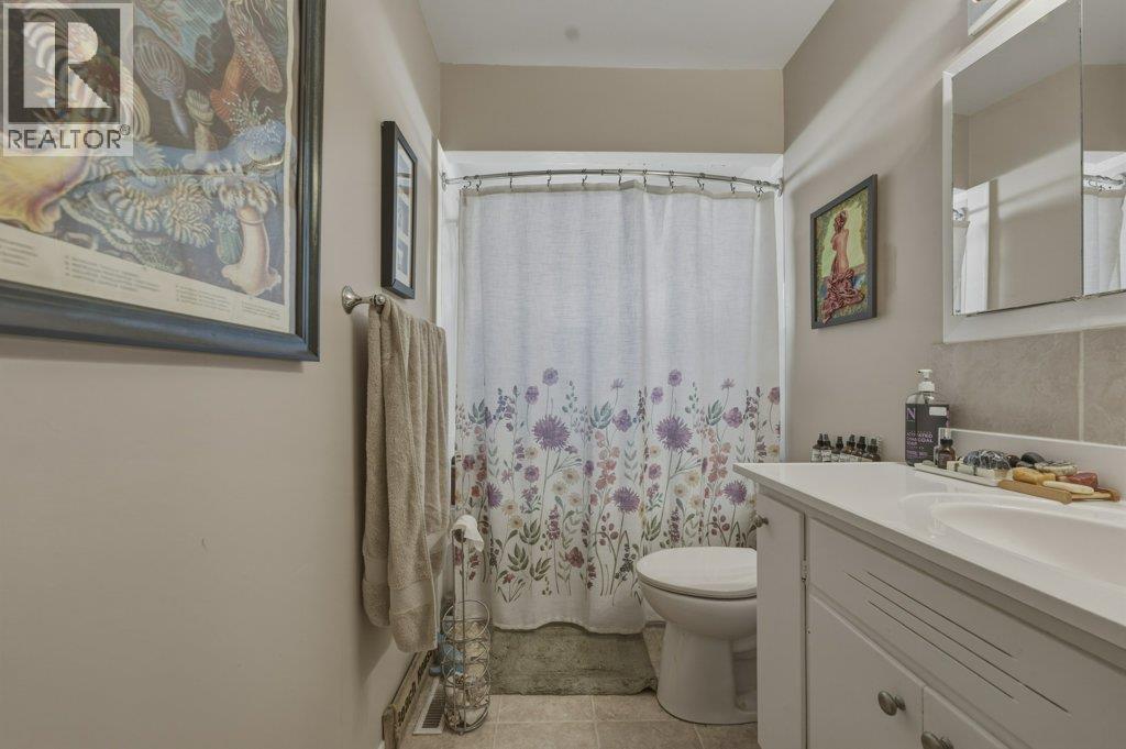 3580 20 Avenue SE - 18