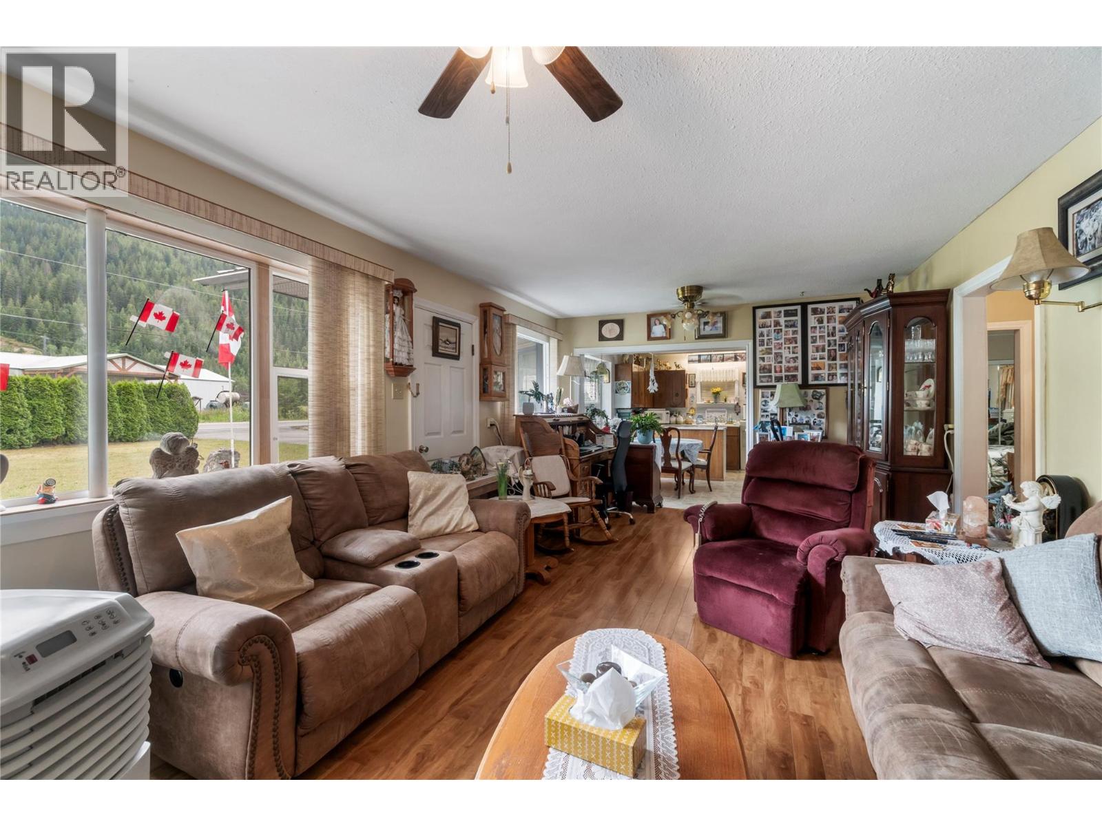 2391 20 Avenue SE - 15