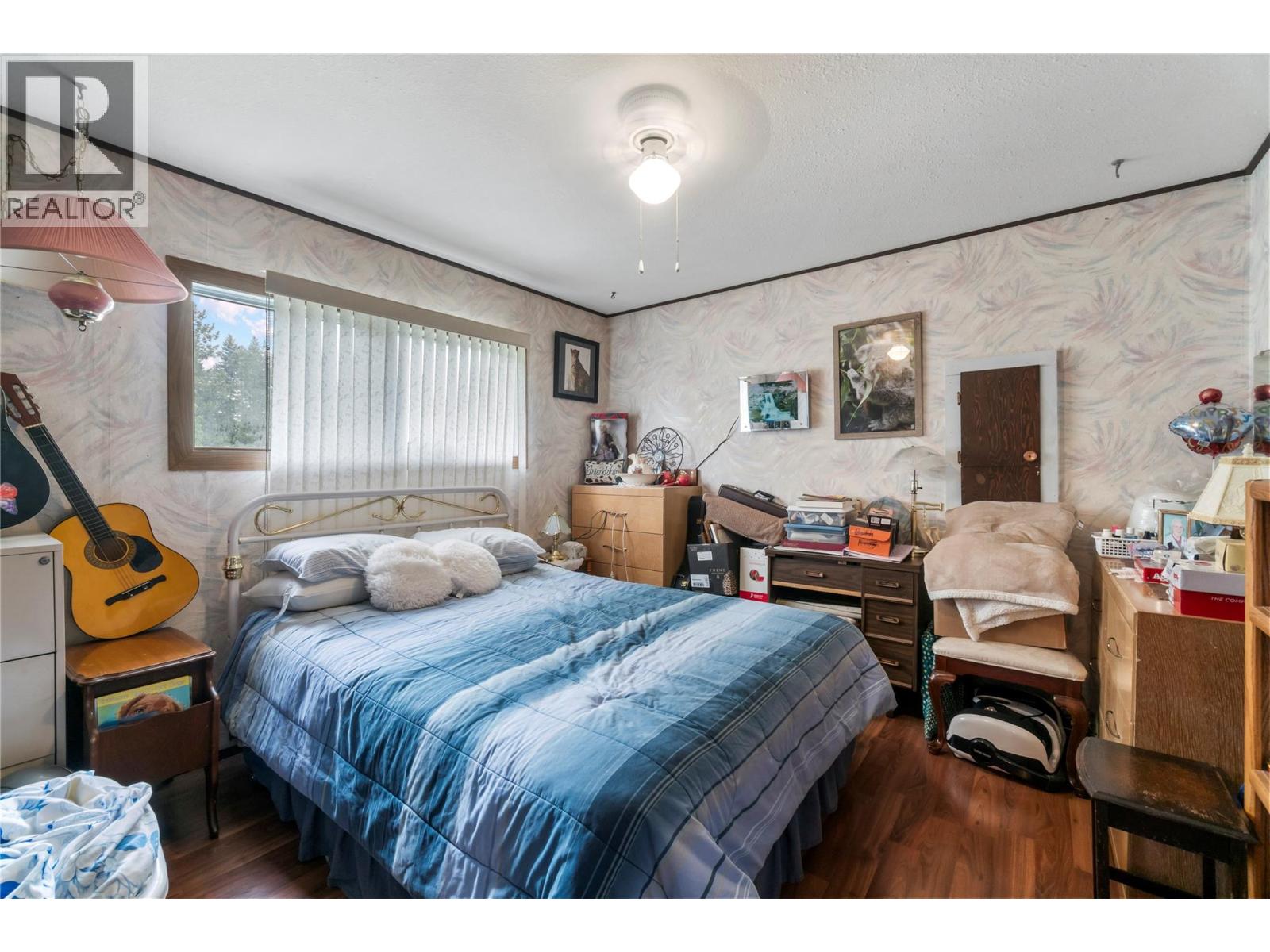 2391 20 Avenue SE - 19