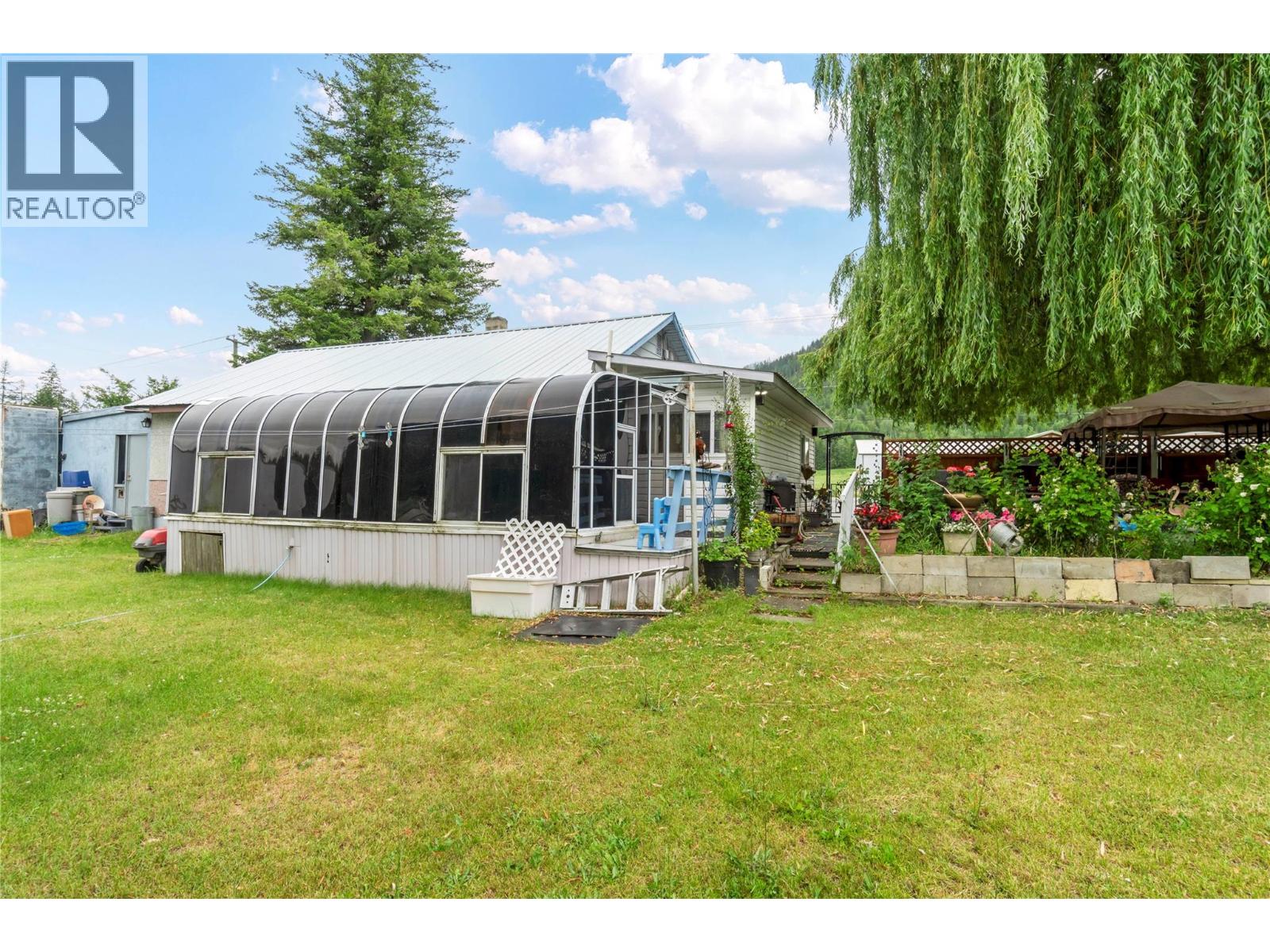 2391 20 Avenue SE - 34