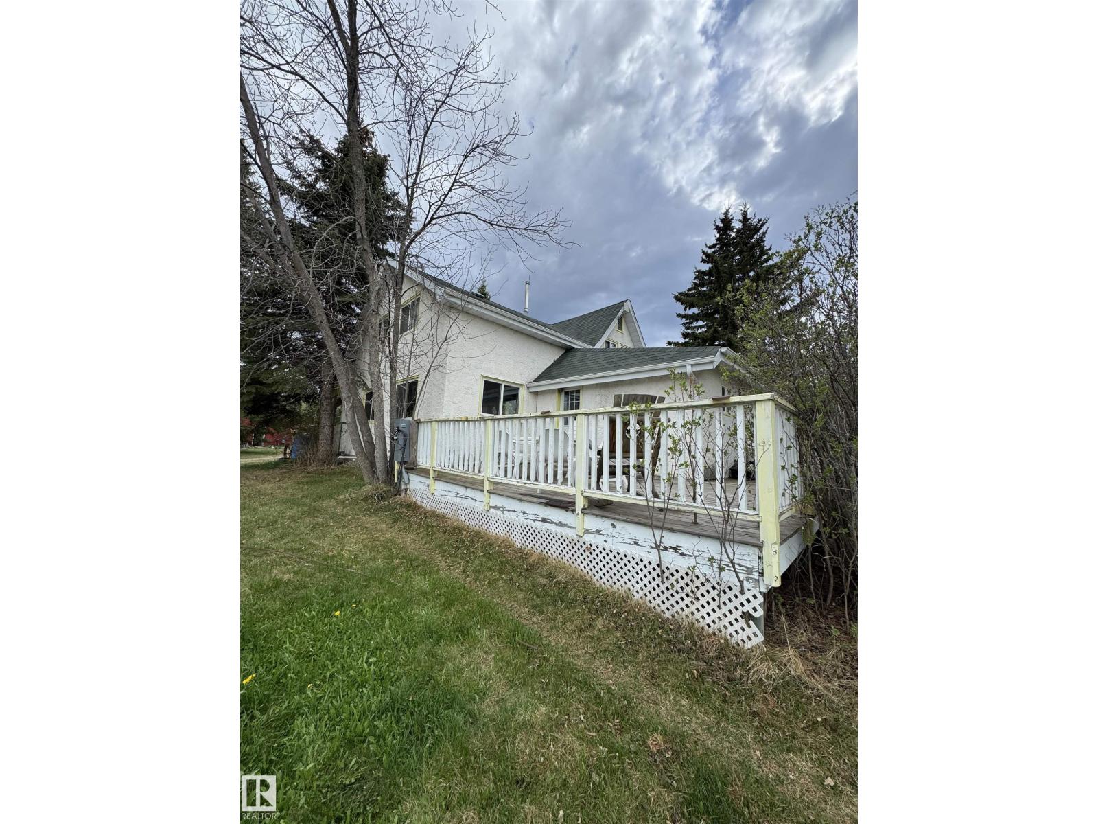 4104 TWP ROAD 473A - 11