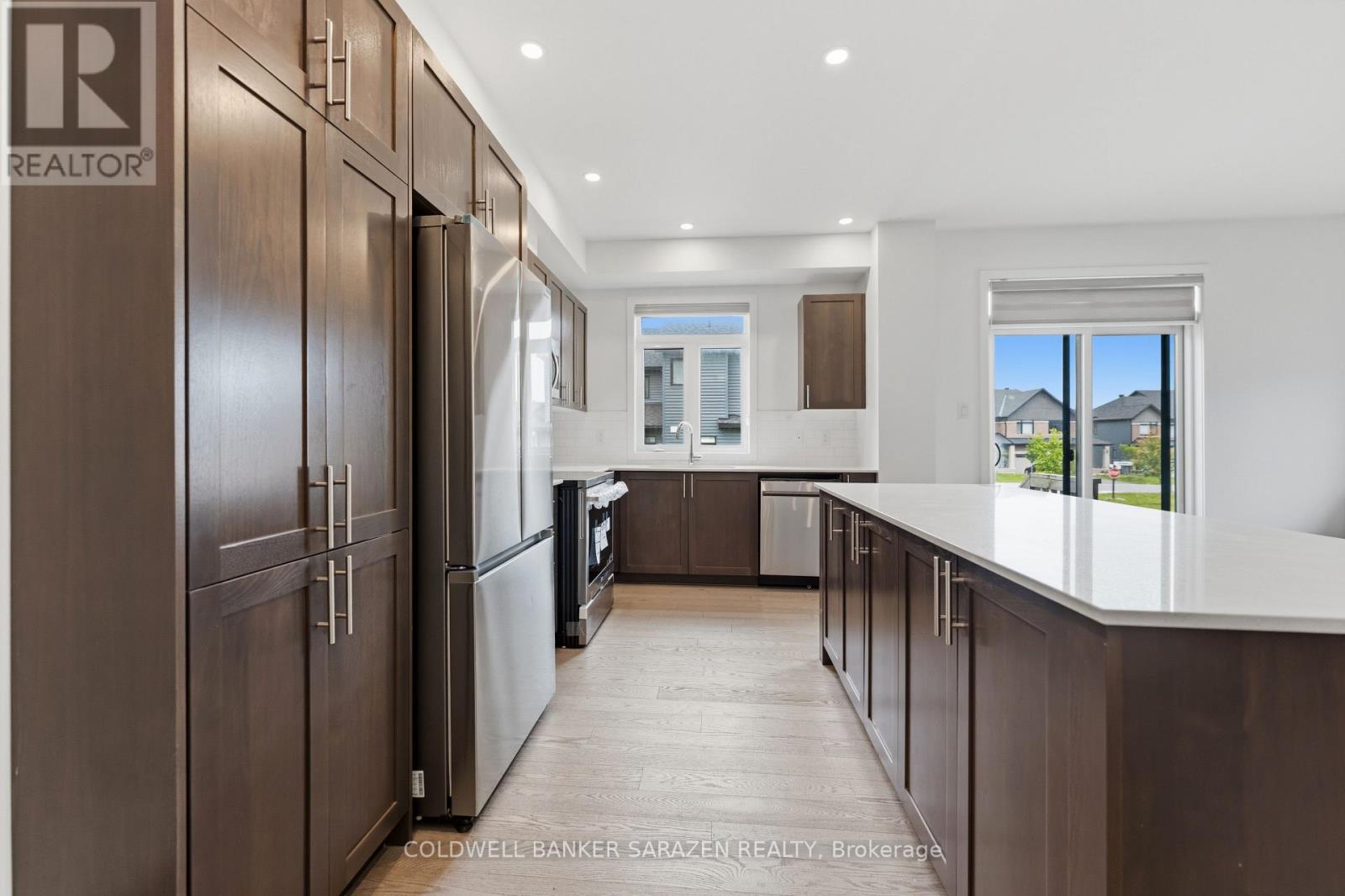 4 Bed, 4 Bath House for Sale in Ottawa – 300 IBANEZ WALK, Ottawa – MLS# X13637724 - Image 12
