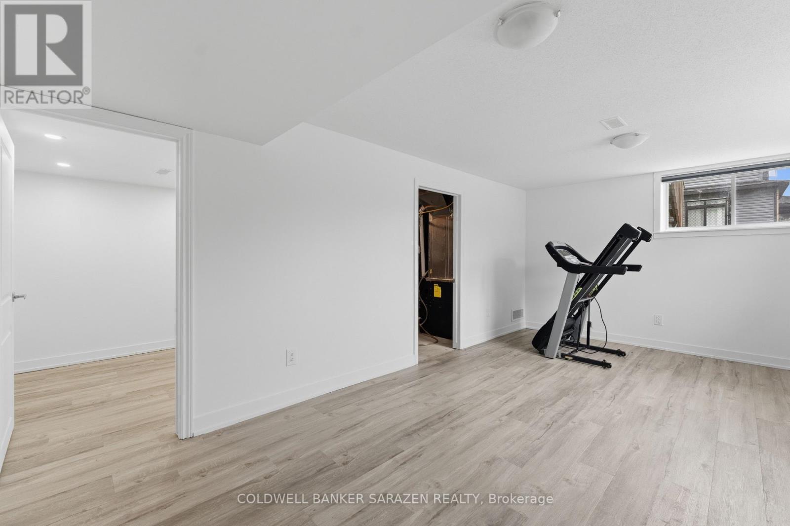 300 IBANEZ WALK - 29