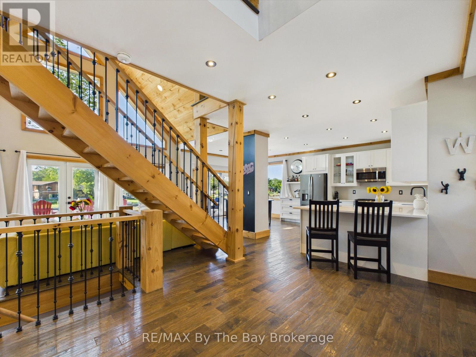 2056 RIVER ROAD W - 7