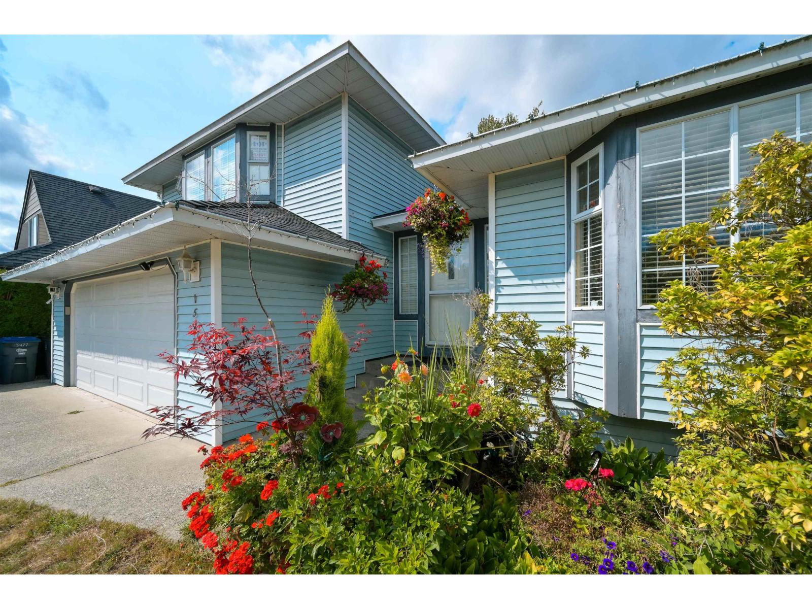4 Bed, 3 Bath House for Sale in Surrey – 15477 93A AVENUE, Surrey – MLS# R3152380 - Image 3