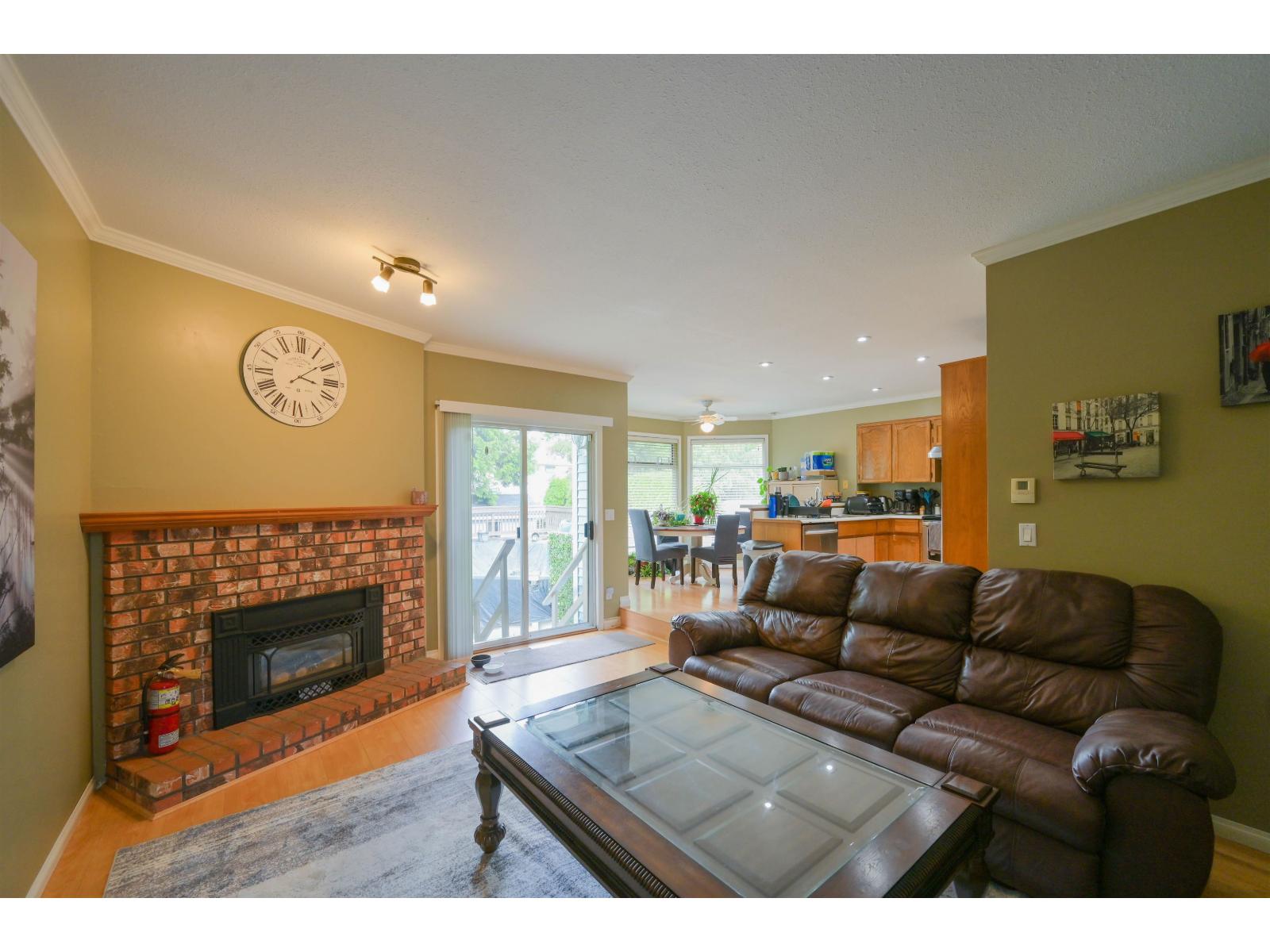 4 Bed, 3 Bath House for Sale in Surrey – 15477 93A AVENUE, Surrey – MLS# R3152380 - Image 11