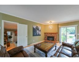 15477 93a Avenue, Surrey, BC V3R9P9 Photo 10
