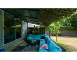 15477 93a Avenue, Surrey, BC V3R9P9 Photo 23