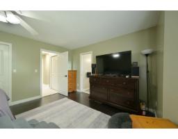 15477 93a Avenue, Surrey, BC V3R9P9 Photo 18