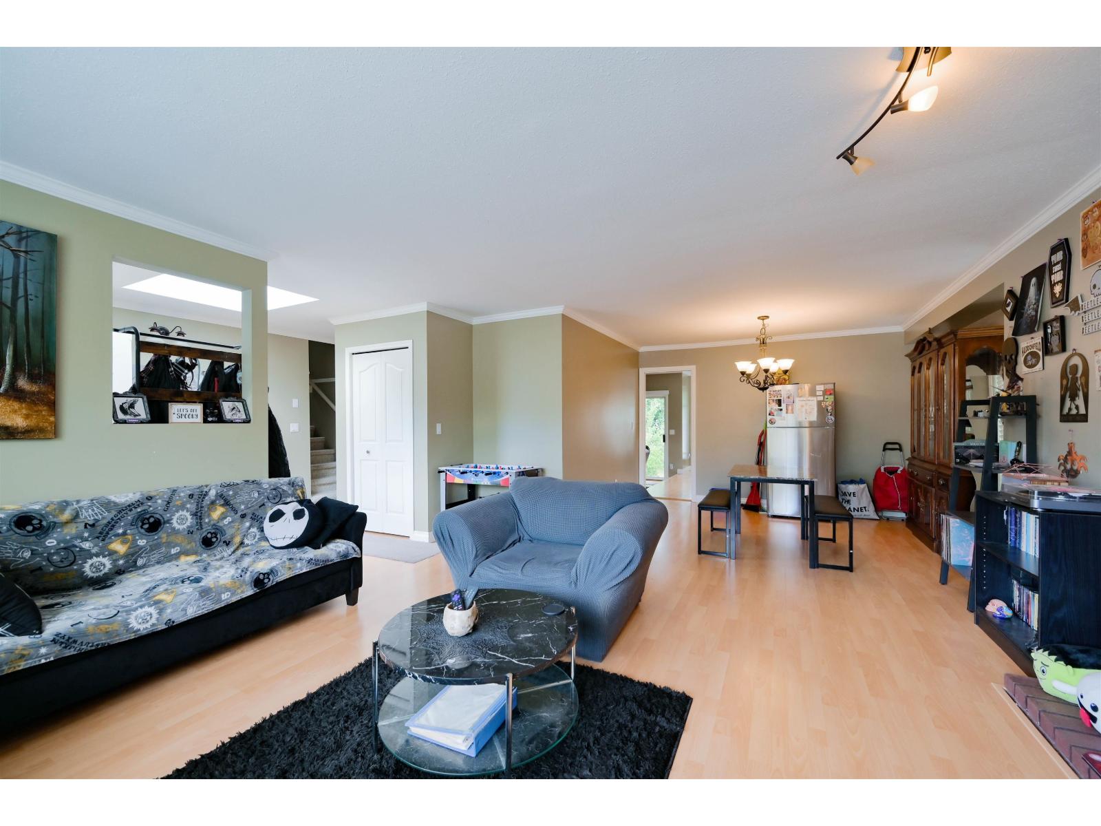 4 Bed, 3 Bath House for Sale in Surrey – 15477 93A AVENUE, Surrey – MLS# R3152380 - Image 5