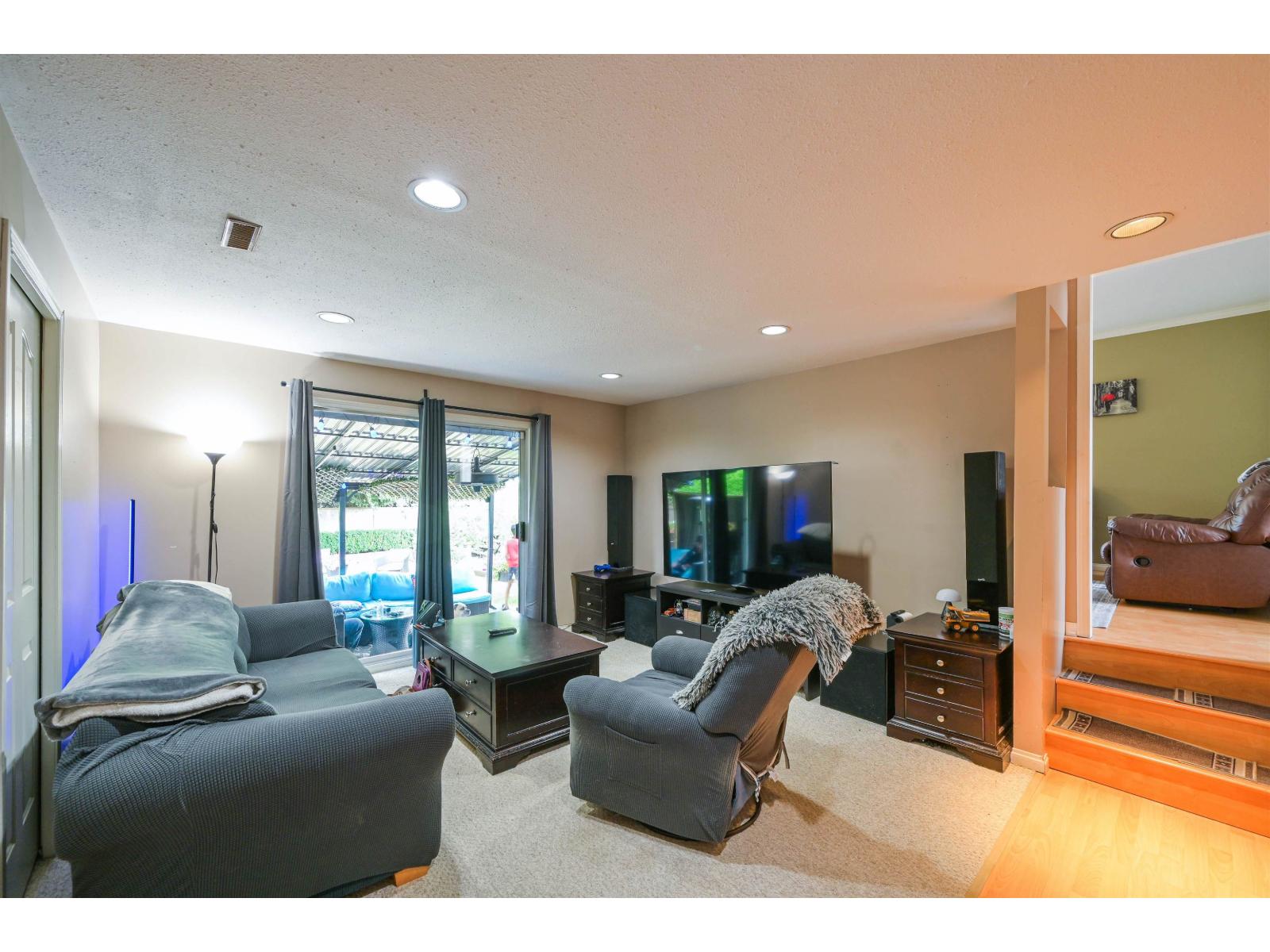 4 Bed, 3 Bath House for Sale in Surrey – 15477 93A AVENUE, Surrey – MLS# R3152380 - Image 8