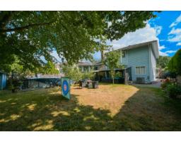 15477 93a Avenue, Surrey, BC V3R9P9 Photo 24
