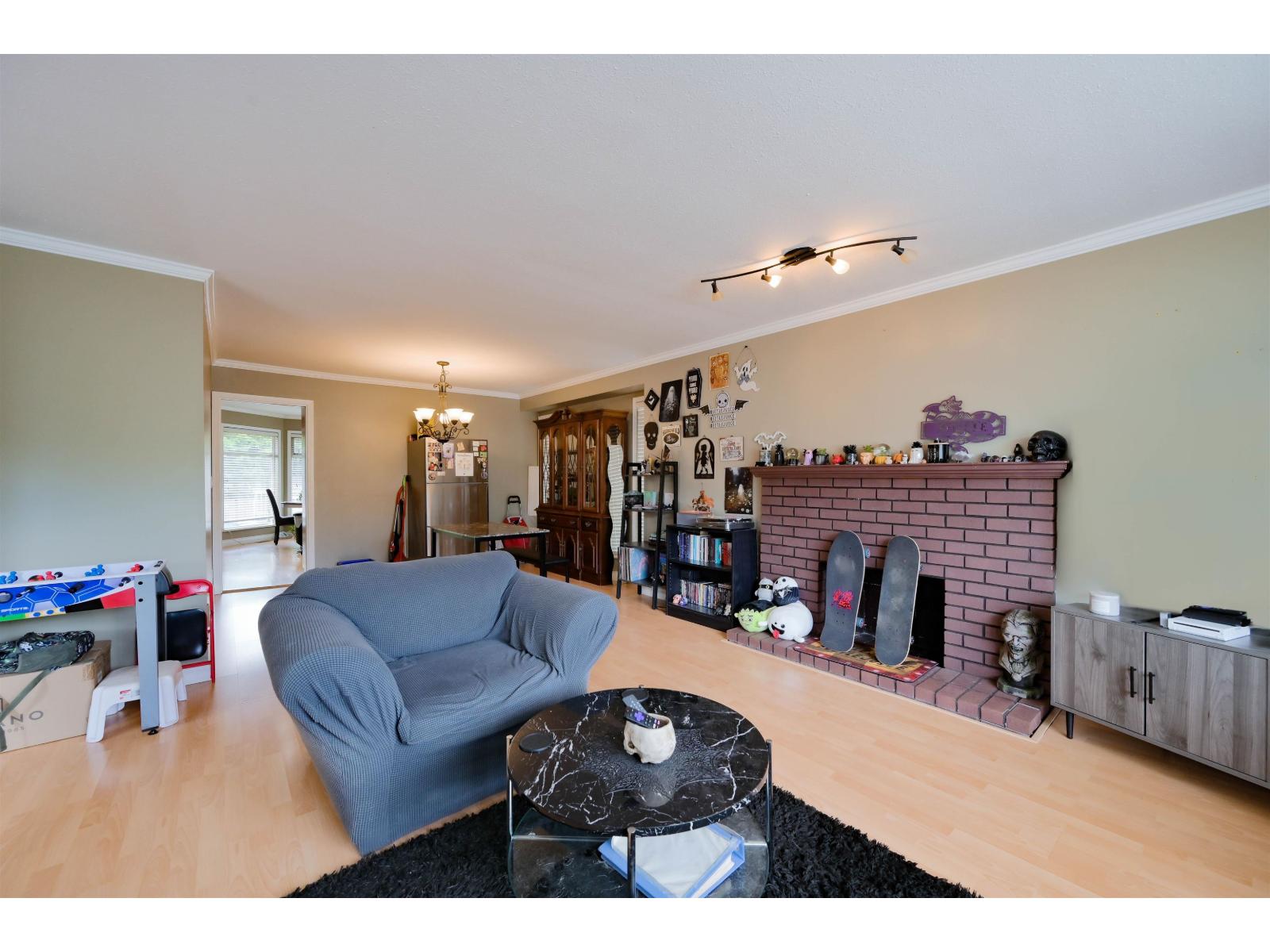 4 Bed, 3 Bath House for Sale in Surrey – 15477 93A AVENUE, Surrey – MLS# R3152380 - Image 6