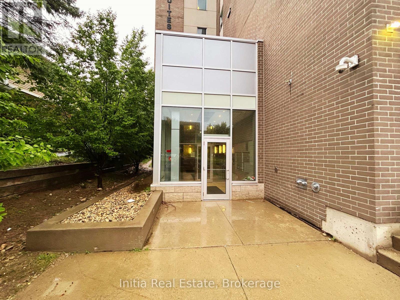 #B303 62 BALSAM STREET - 2