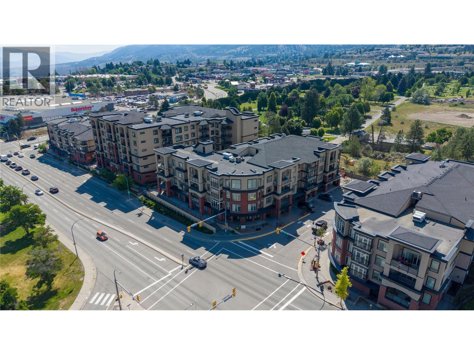 #304 775 MCGILL Road - 38