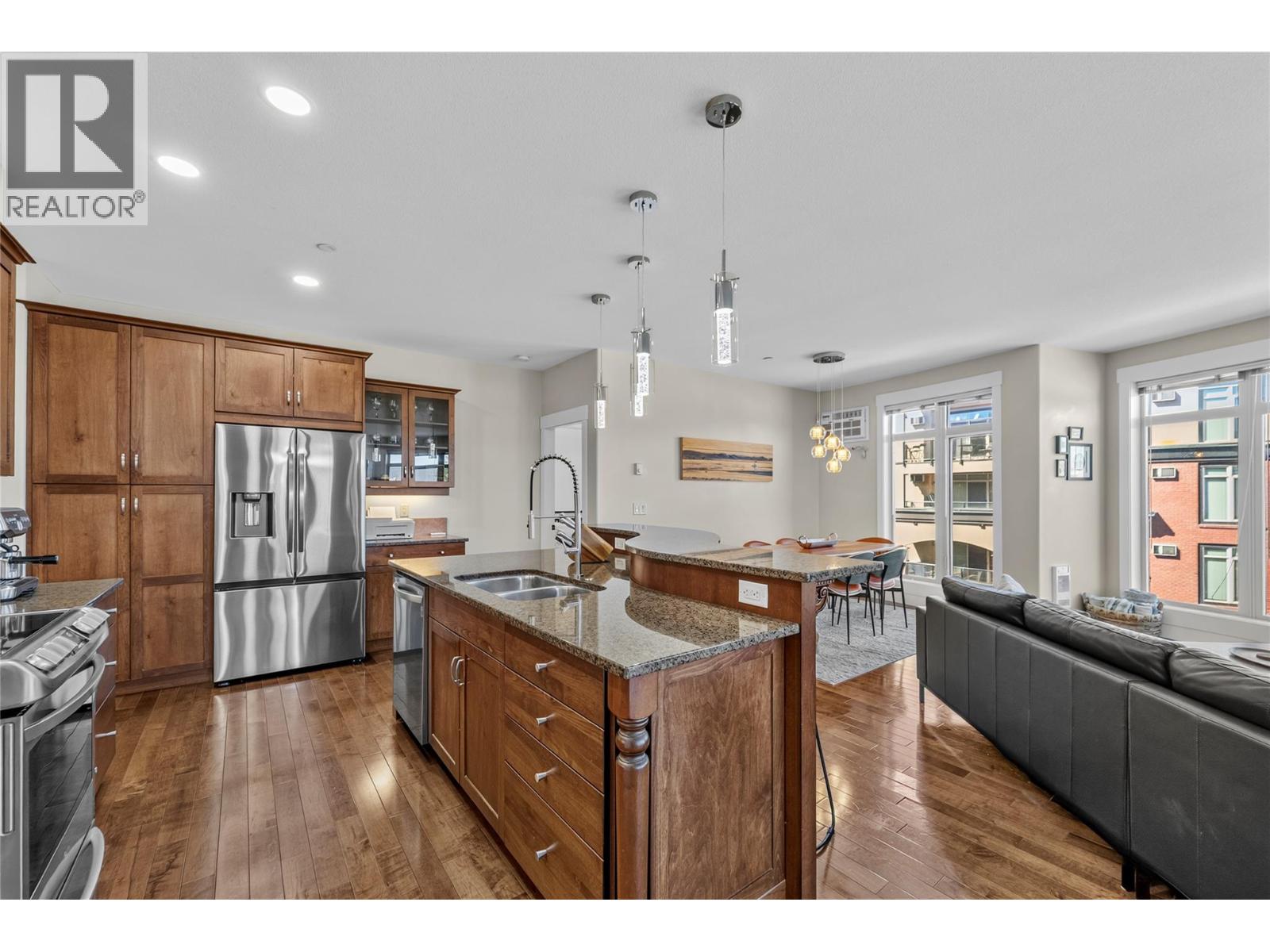 #304 775 MCGILL Road - 8