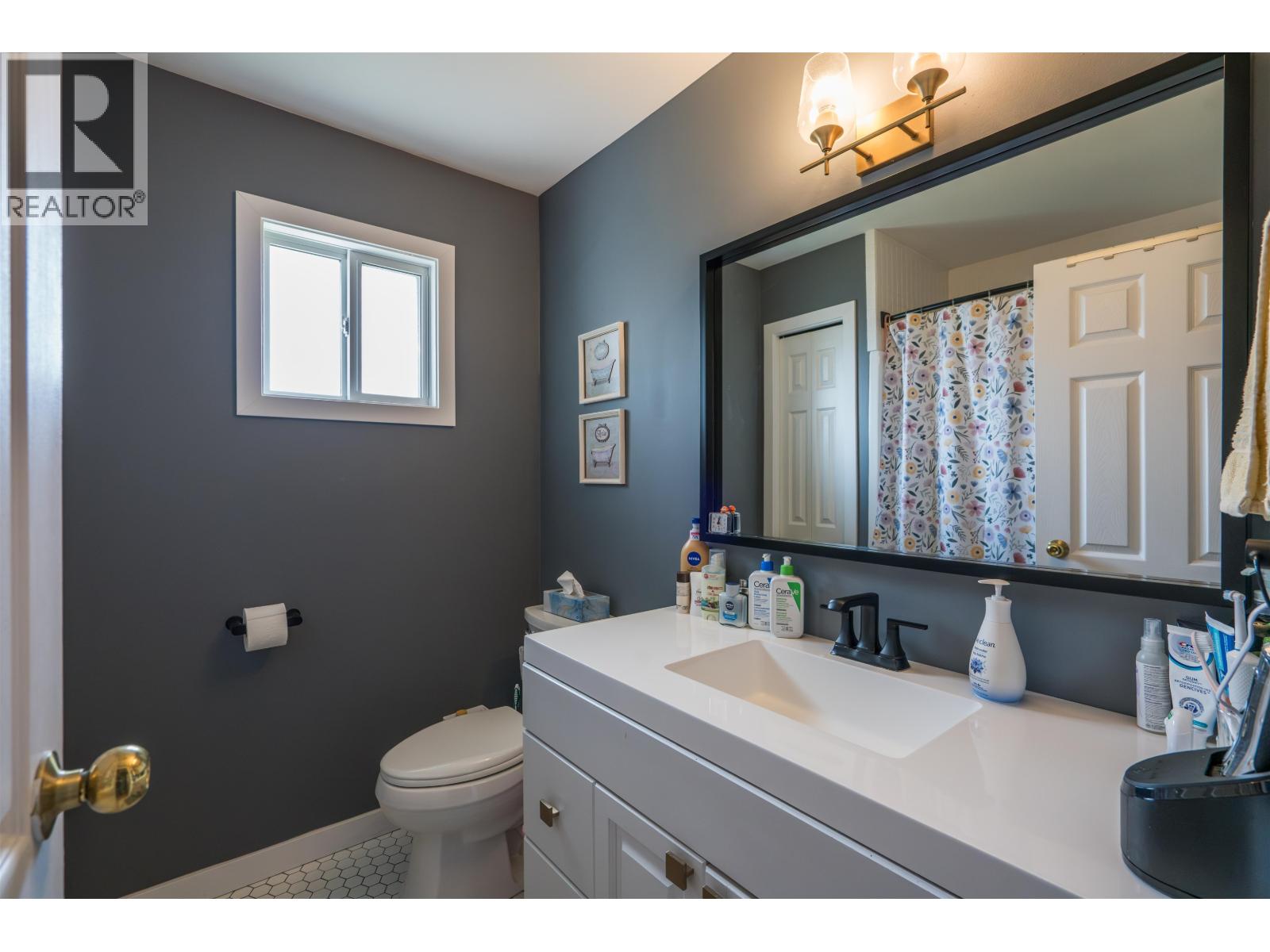 #177 111 S TABOR BOULEVARD - 12