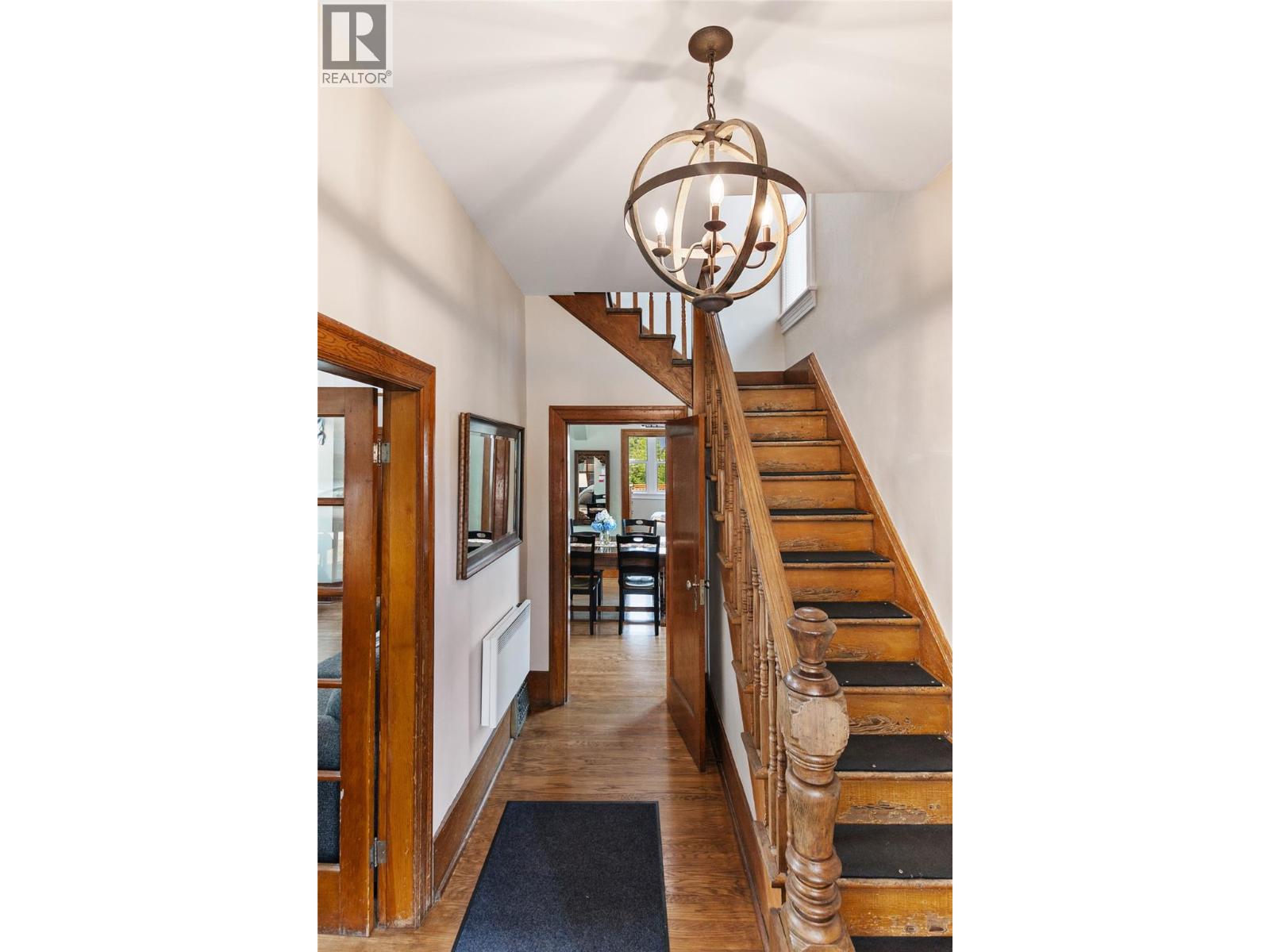 509 Mackenzie Avenue, Revelstoke