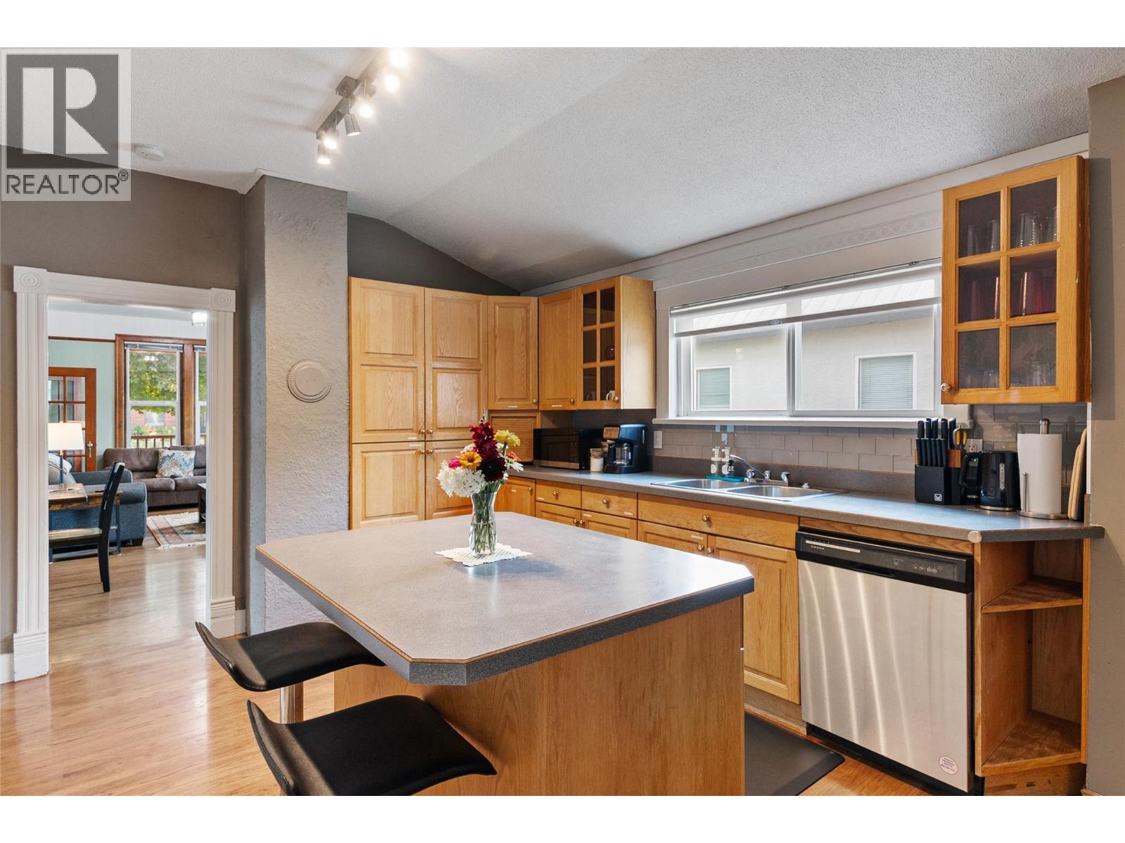 509 Mackenzie Avenue, Revelstoke