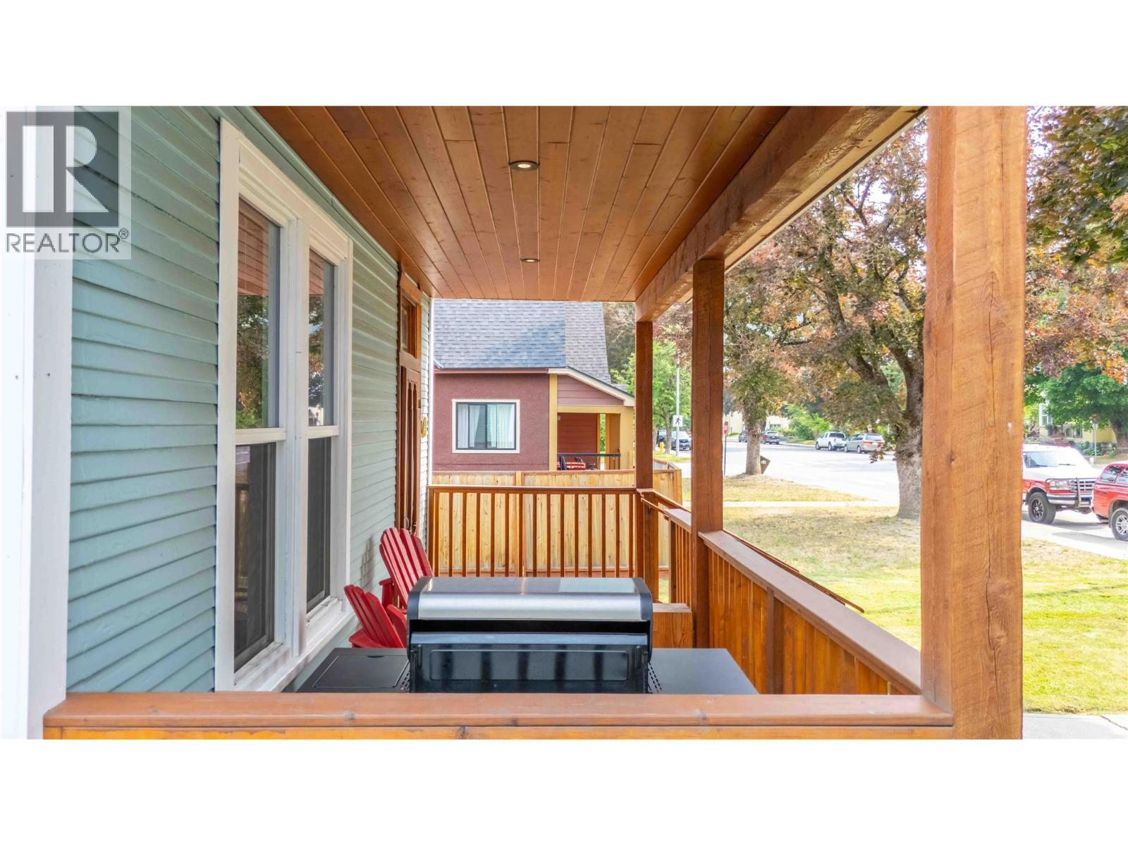 509 Mackenzie Avenue, Revelstoke