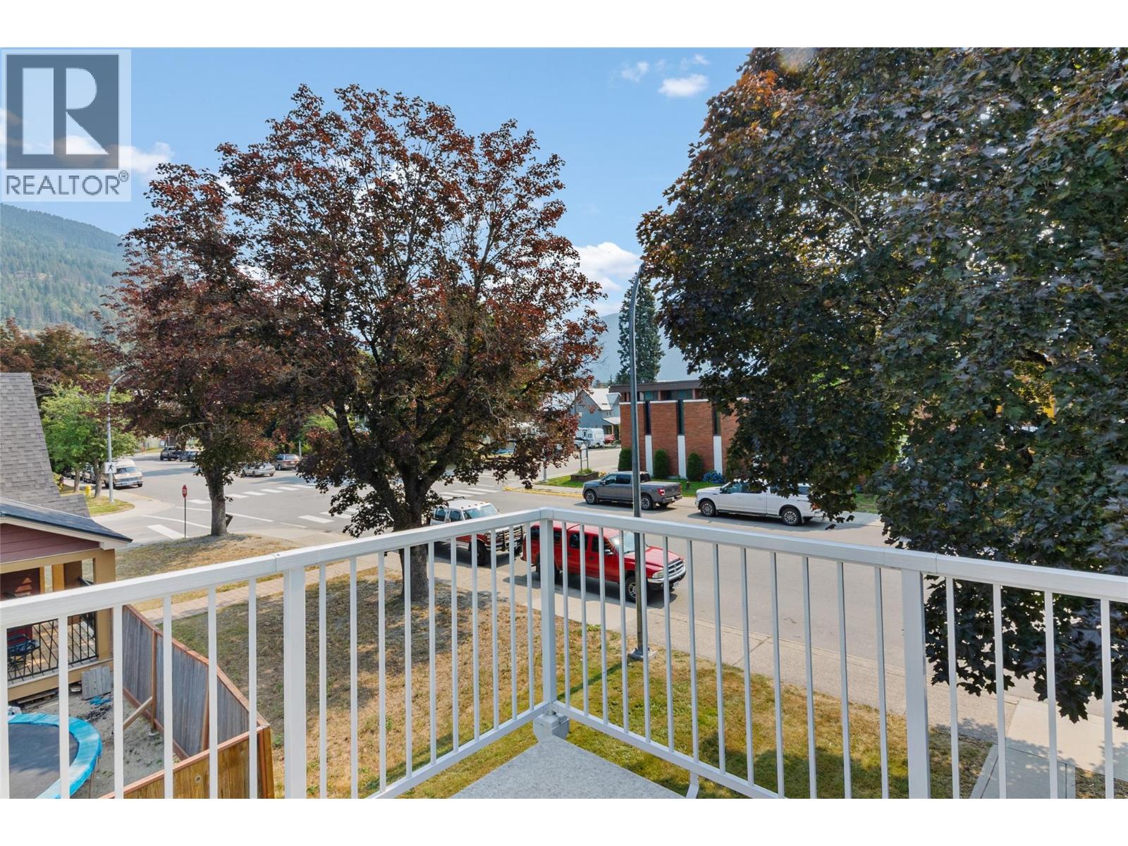 509 Mackenzie Avenue, Revelstoke