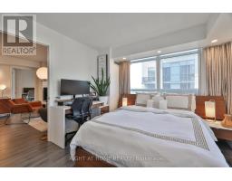 2402 - 3 Michael Power Place, Toronto, ON M9A0A2 Photo 17
