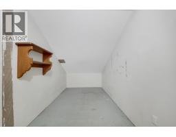 7395 Clover Road, Pemberton, BC V0N2L0 Photo 14