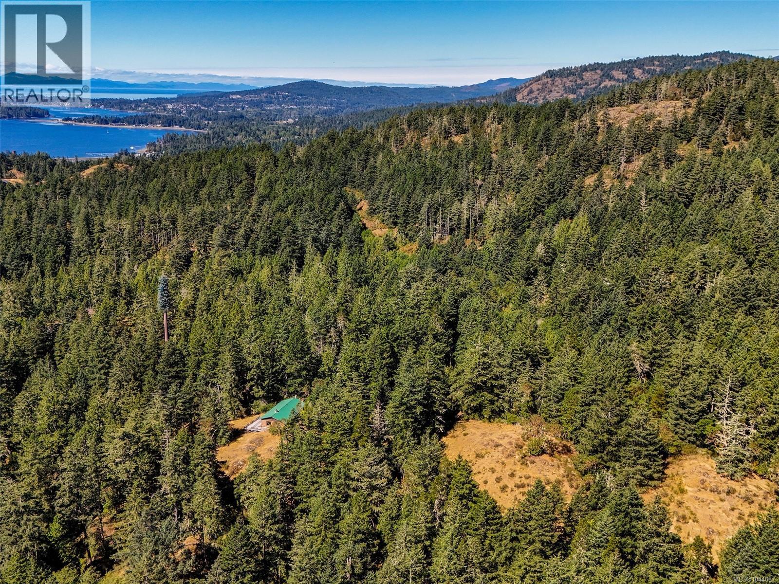 5036 Glinz Lake Rd, Sooke