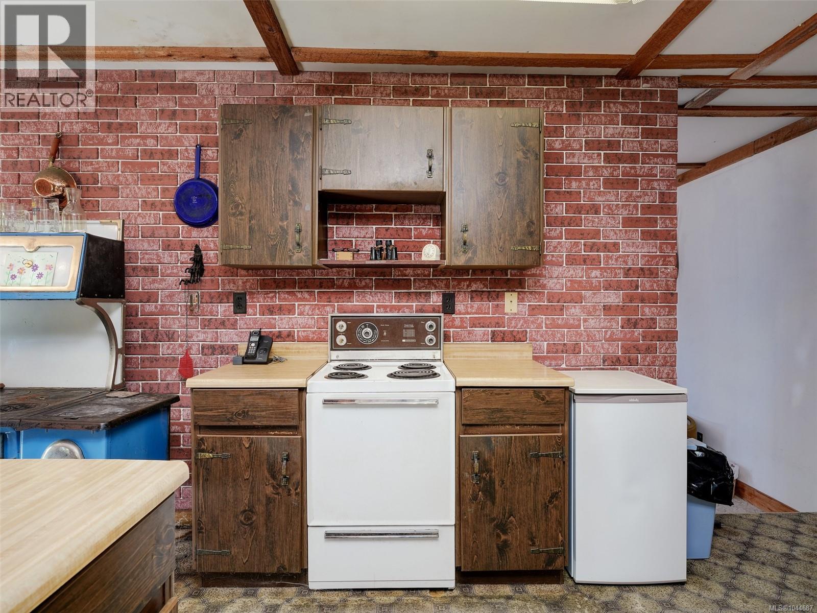 5036 Glinz Lake Rd - 11