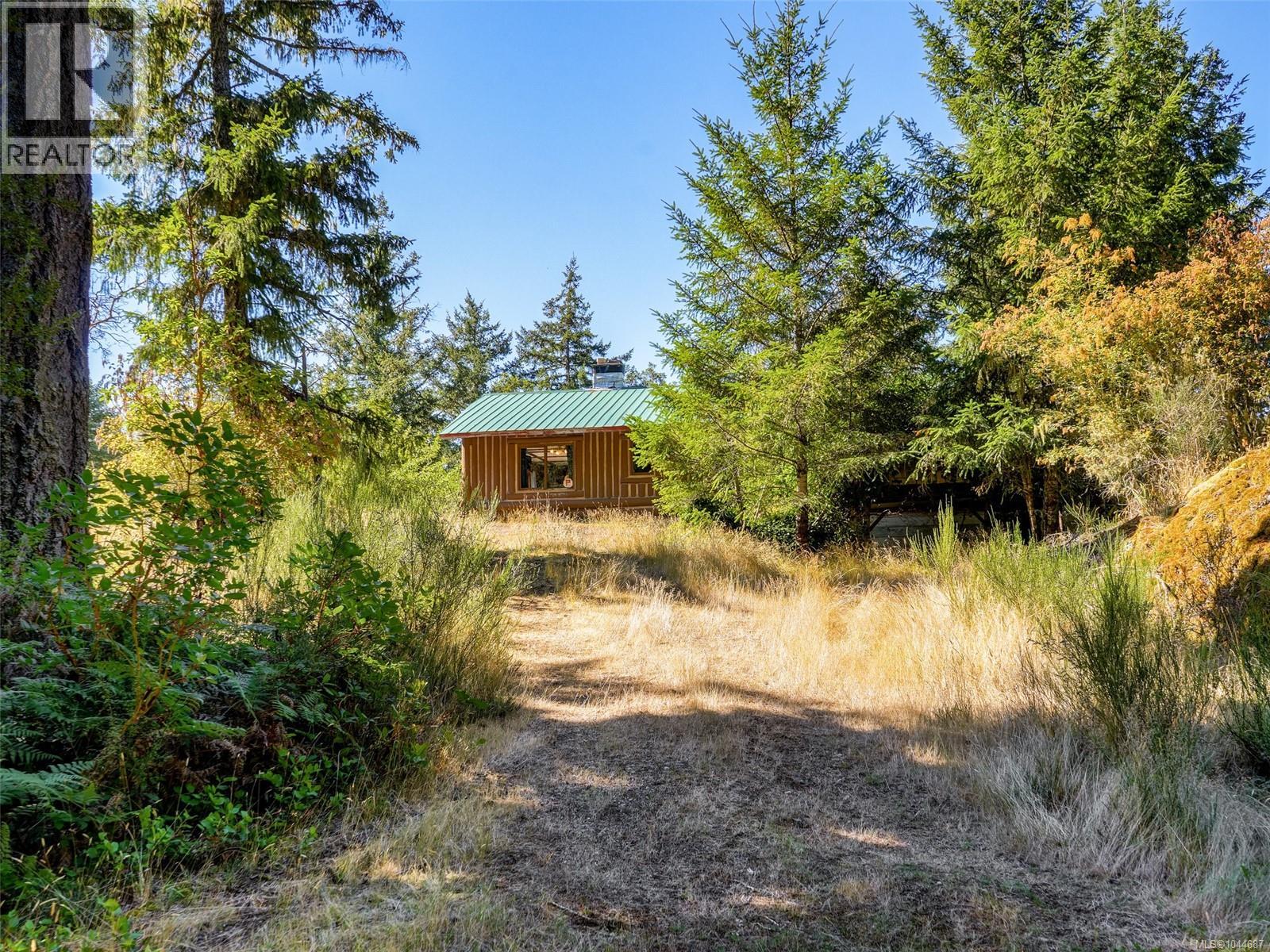 5036 Glinz Lake Rd, Sooke