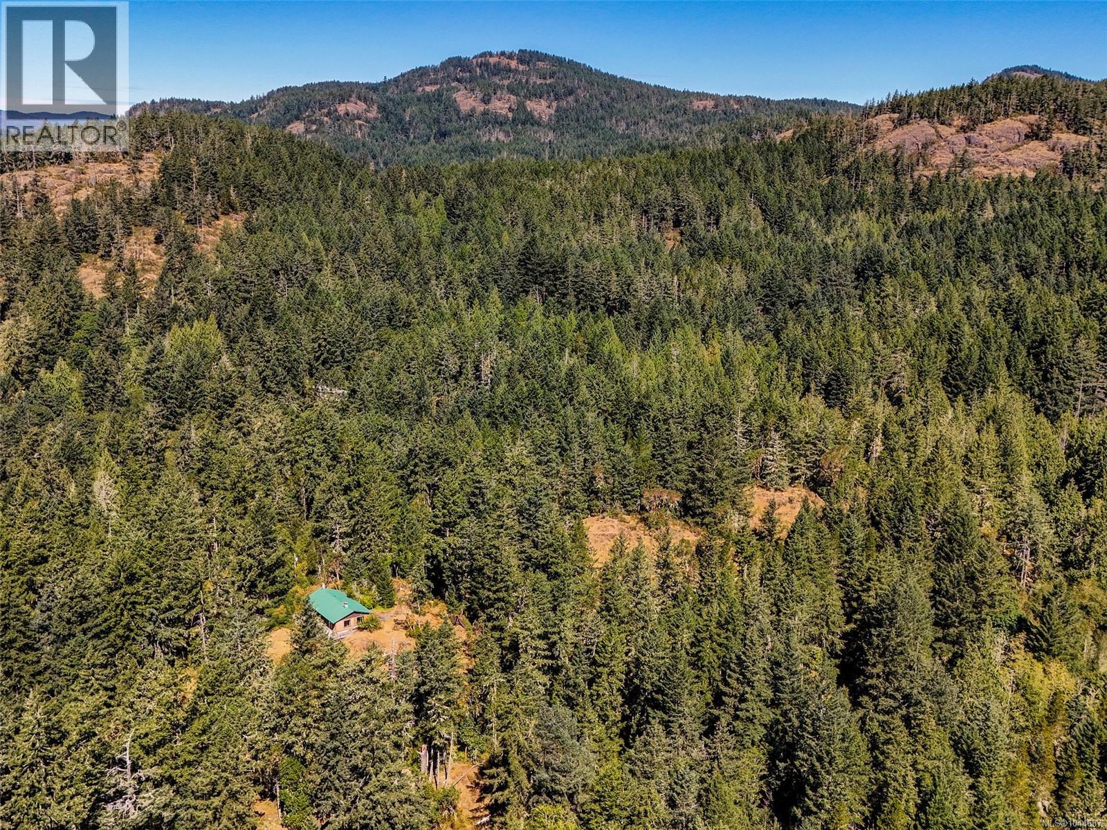 5036 Glinz Lake Rd, Sooke