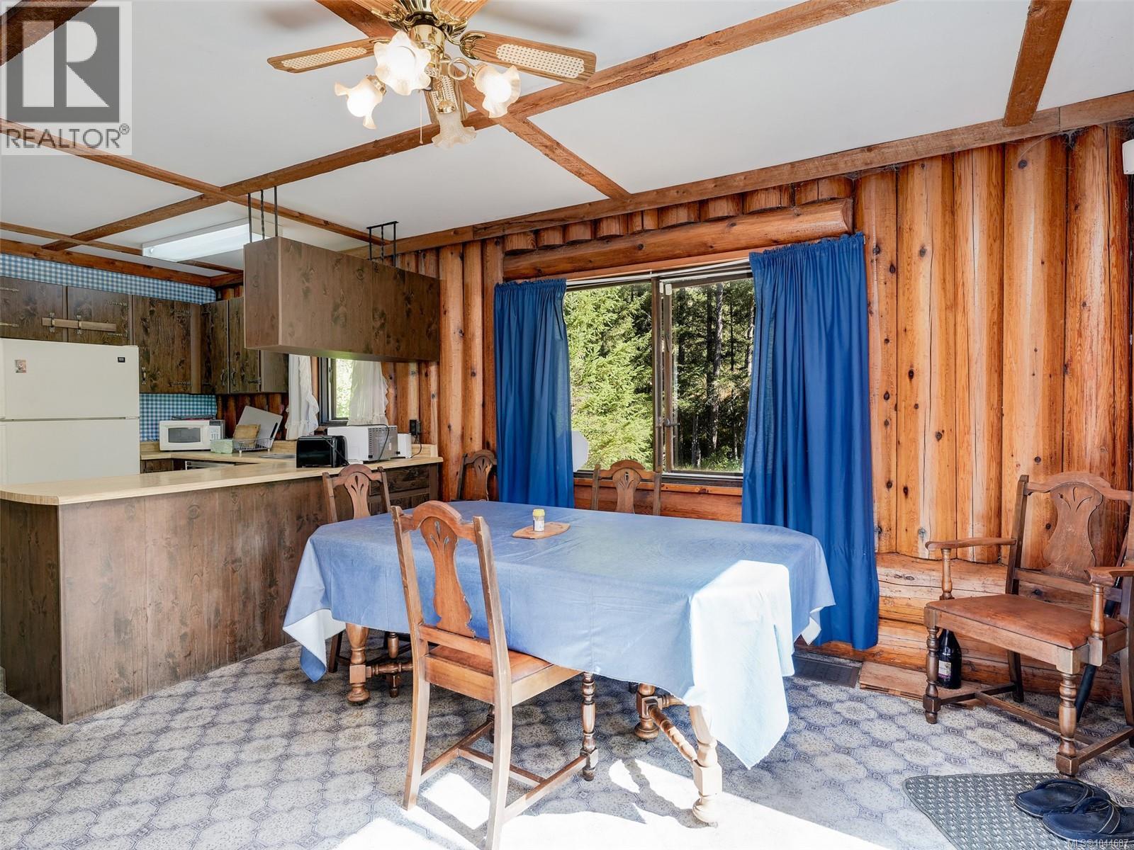 5036 Glinz Lake Rd, Sooke