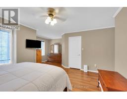 204 Burgess Crescent, Newmarket, ON L3X2T9 Photo 10