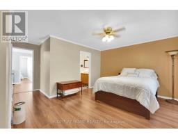 204 Burgess Crescent, Newmarket, ON L3X2T9 Photo 11