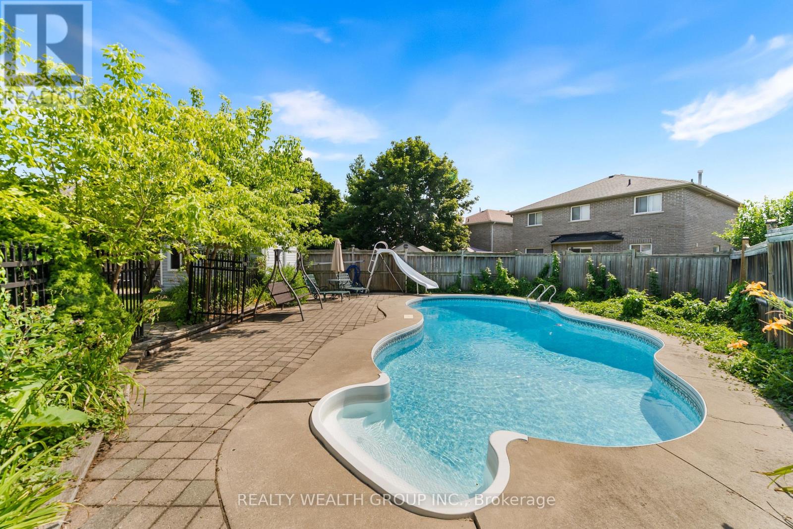 32 REYNOLDS LANE - 48