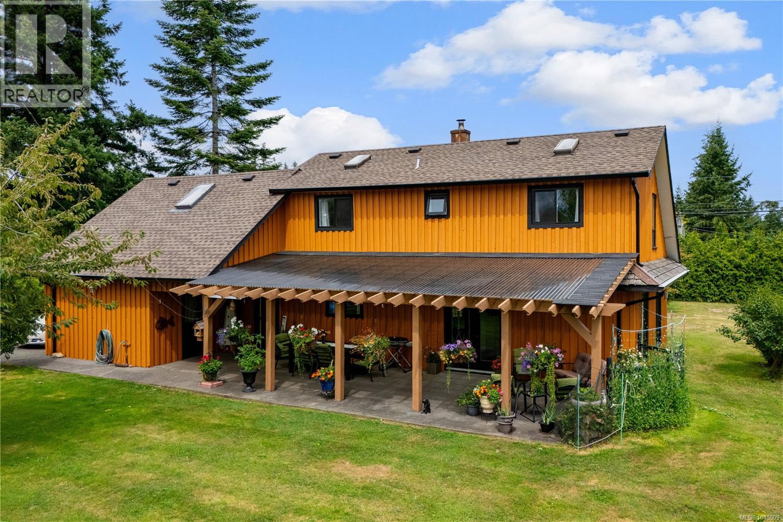1985 Willis Rd, Campbell River