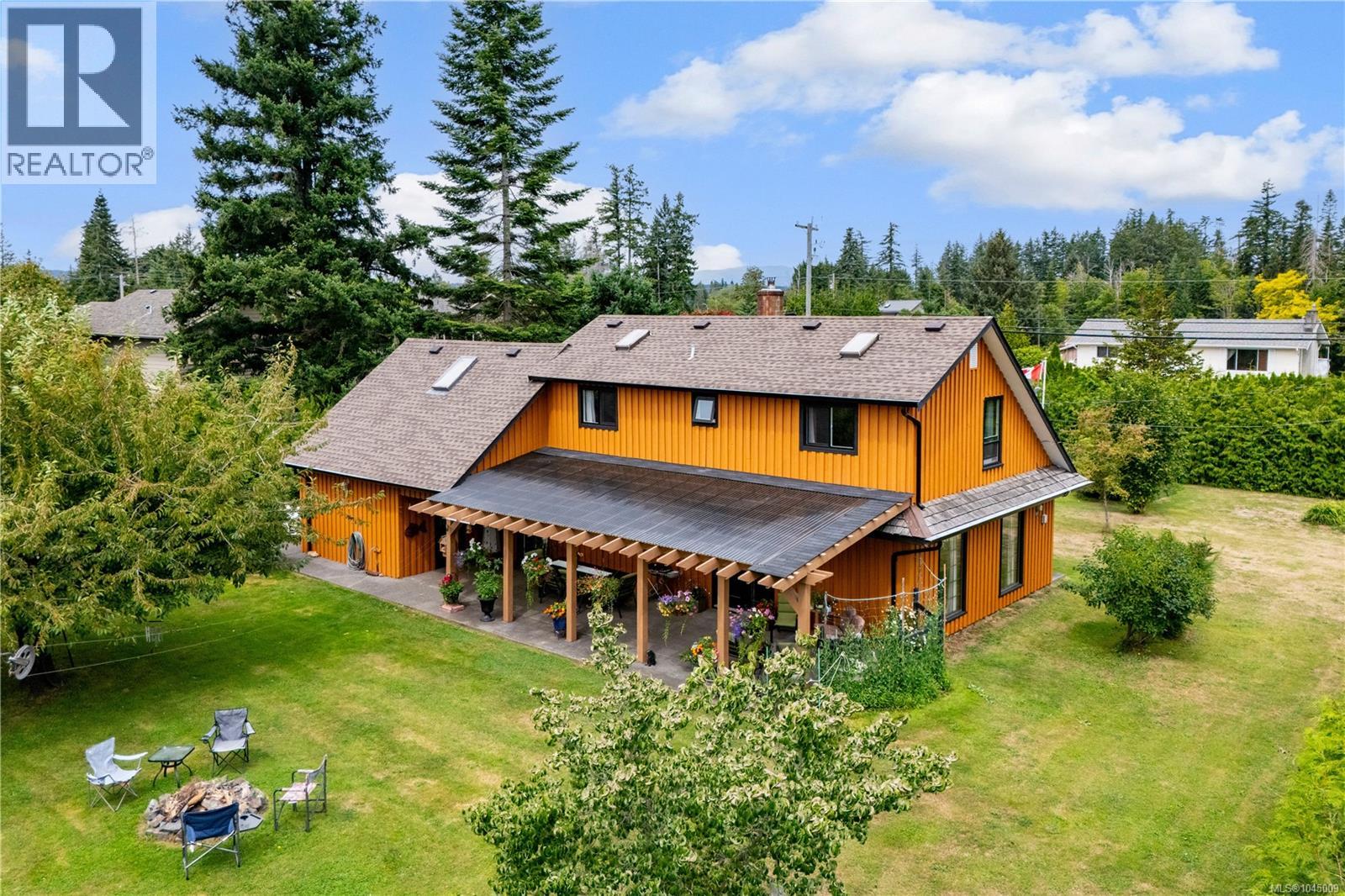 1985 Willis Rd, Campbell River