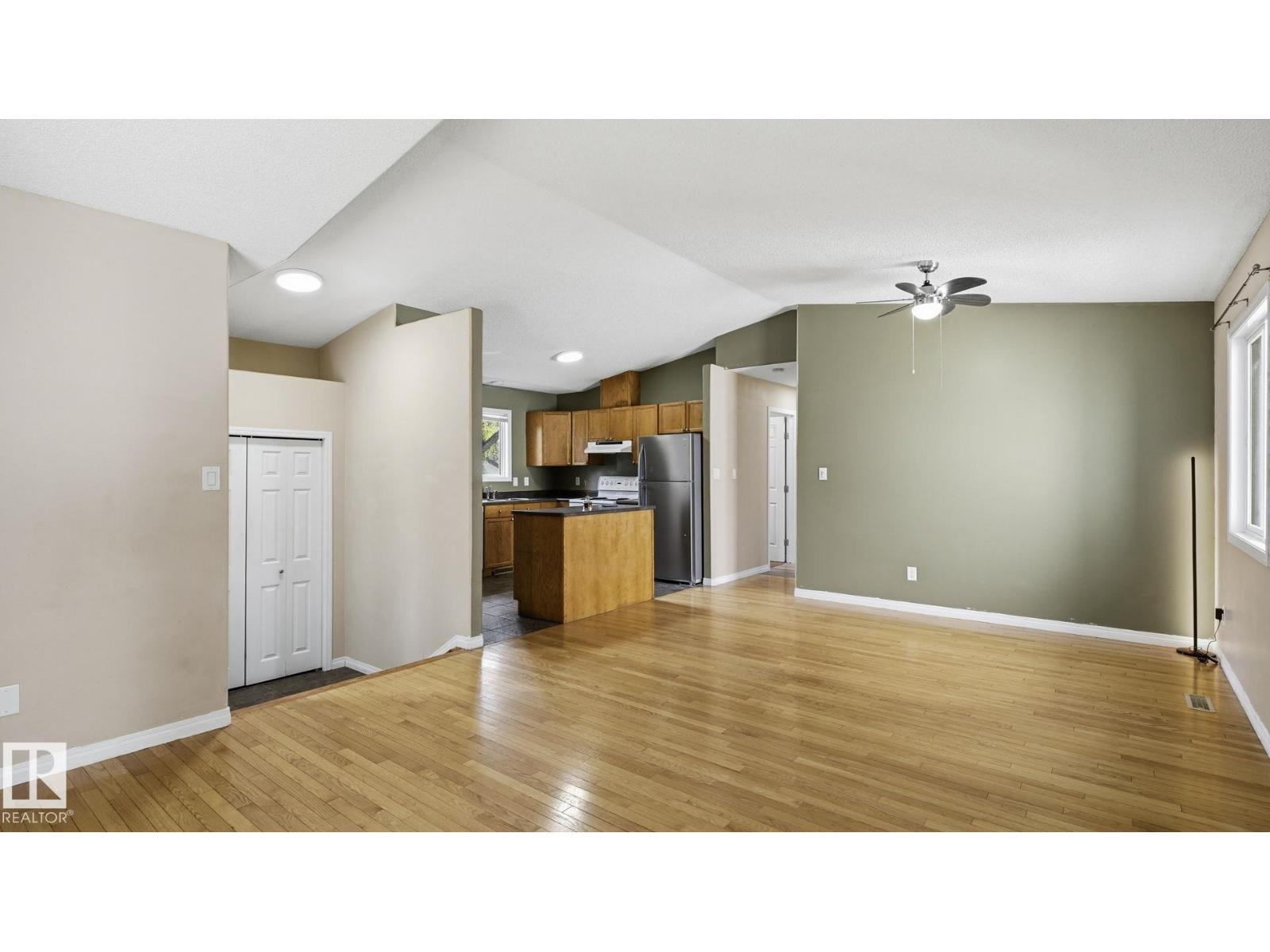 12002 91 ST NW - Image 10